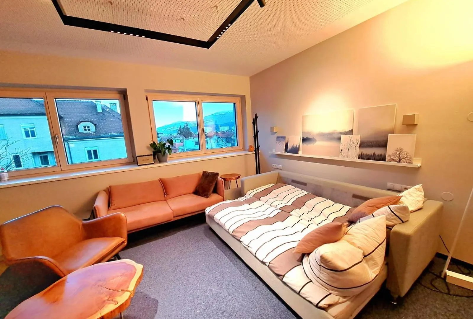 Charmante Wohnung Fuer 2 Personen In Zentrumsnaehe X Privater Parkplatz X Hochwertige Coworking-Arbeitsplaetze Im Haus Innsbruck Lägenhet
